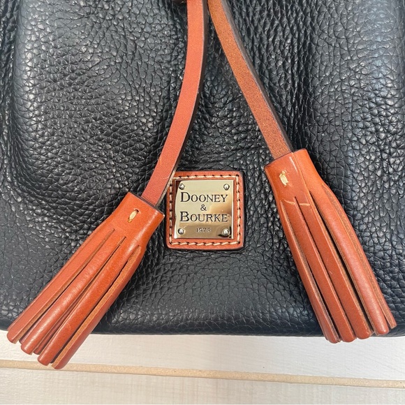 Dooney & Bourke Black Tan Saffiano Crossbody Drawstring bag - Picture 3 of 12